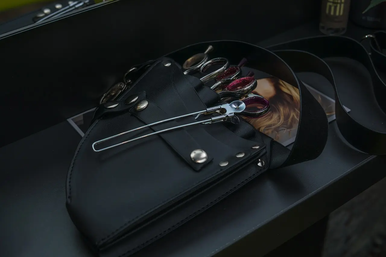 Kan jeg bruge min græstrimmer i regnvejr?